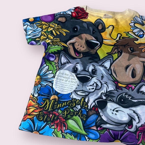 NWOT Toddler All Over Bright Graphic Print Animal Flower S/S Tee Shirt Size 3 - Picture 3 of 9